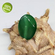 Zelený achát kámen na náhrdelník šperkový přírodní minerál