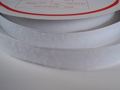 Suchý zip šíře 20mm SAMOLEPÍCÍ bílý KOMPLET