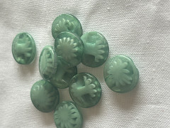 Knoflík zelený s kytičkou, 1ks