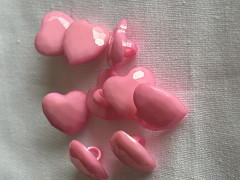 Růžové srdíčka-knoflíky, á 1ks nebo balení 10ks 